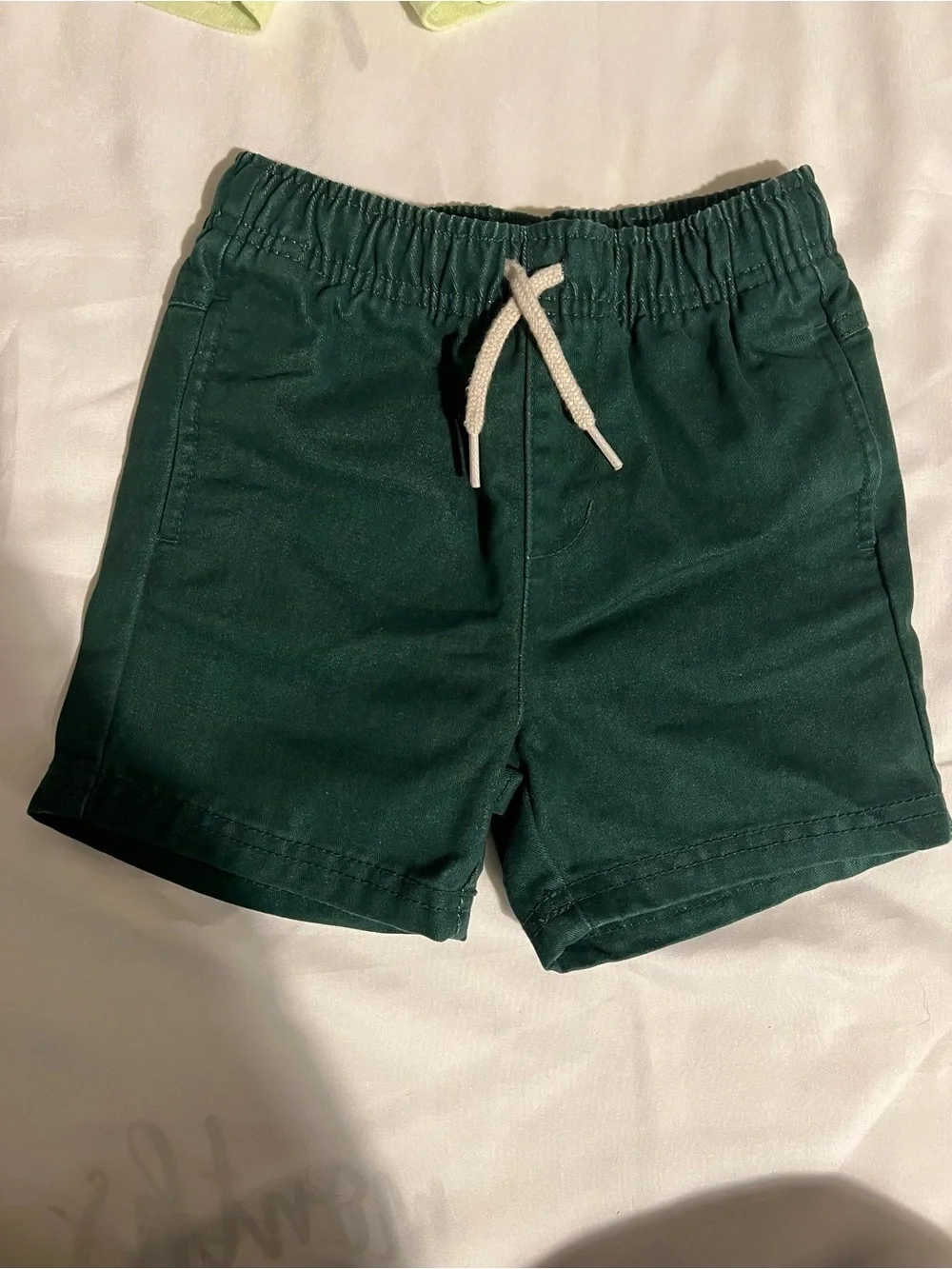 Set of Seven Old Navy Toddler Drawstring Shorts in a Variety of Colors Size 2T